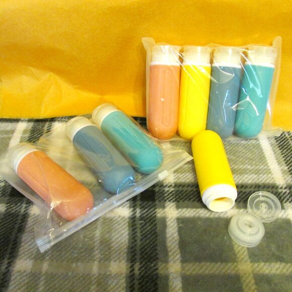 H330-4pc 3oz Silicone Travel Bottles, Screw off wide mouth top with squeeze top - Picture 1 of 2